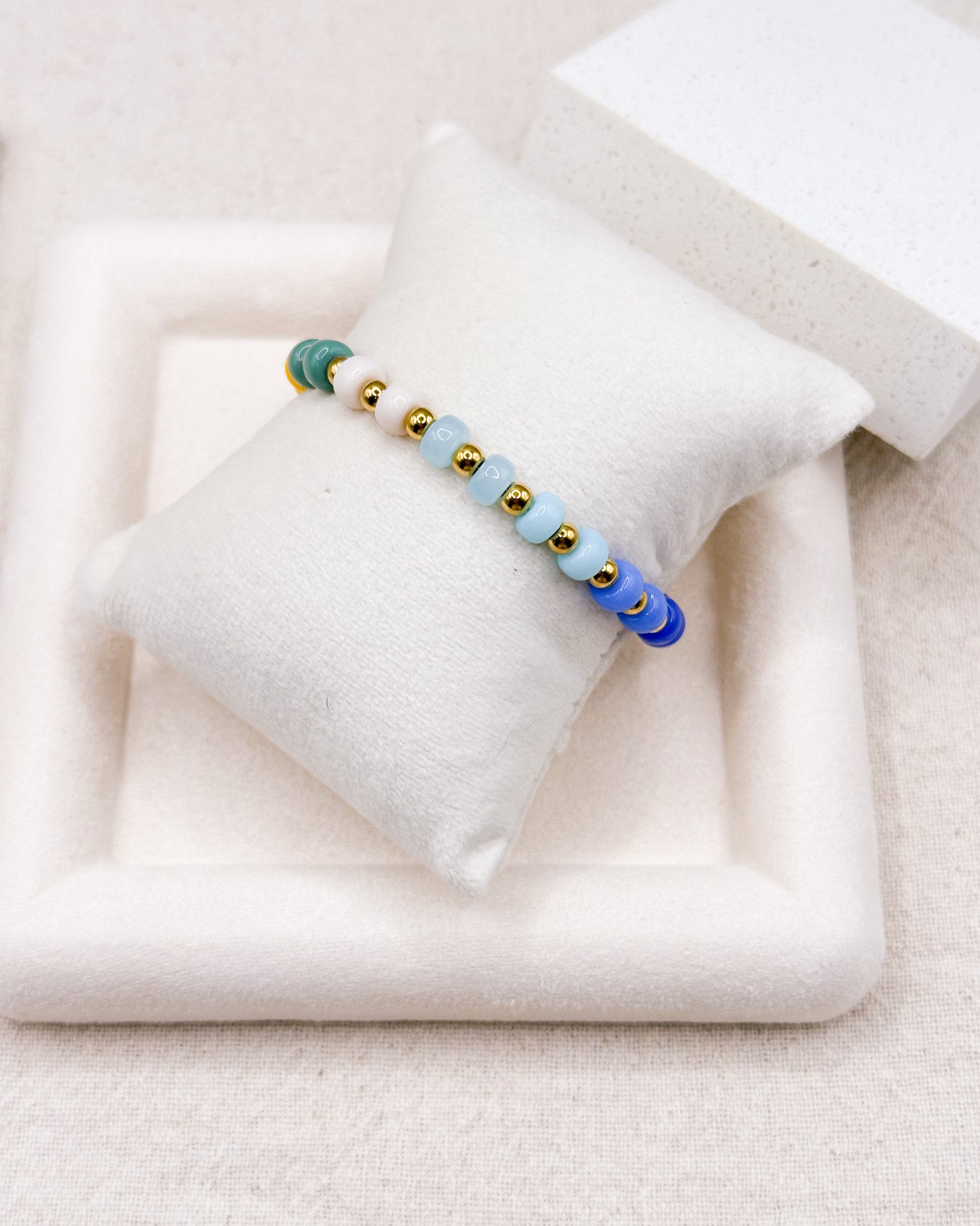 HIKO RAINBOW BRACELET