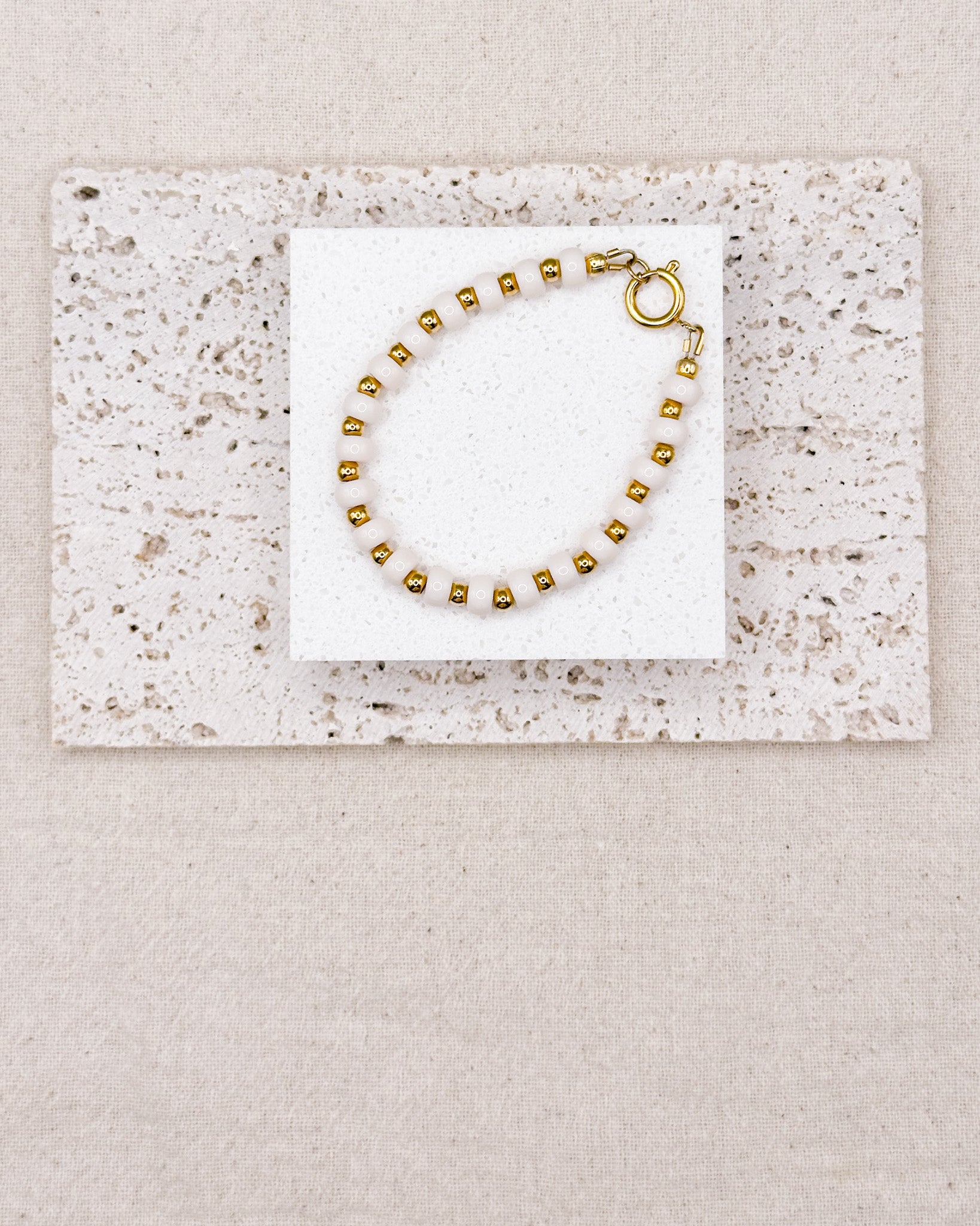 HIKO White BRACELET