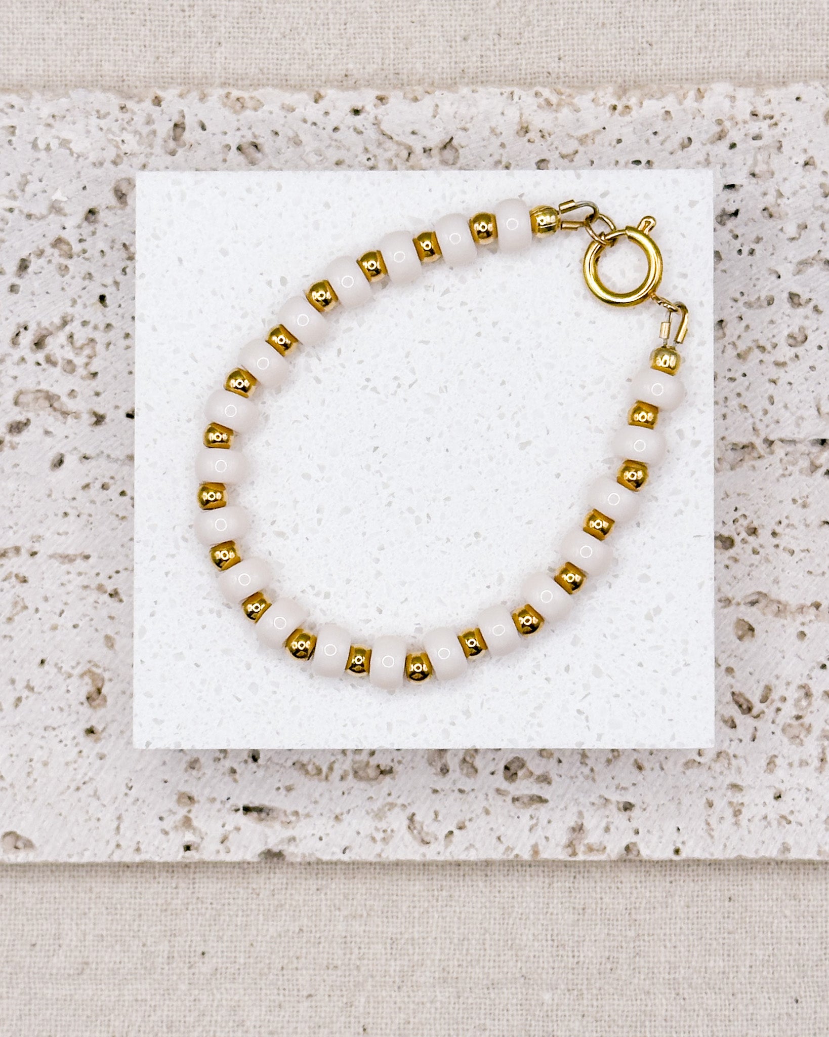 HIKO White BRACELET