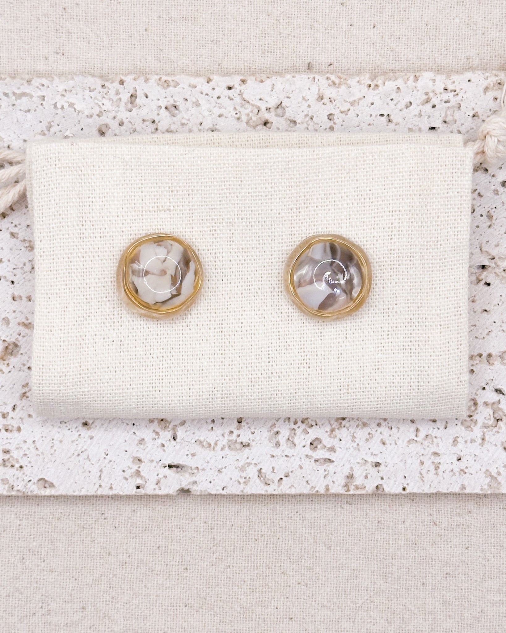 LISA Brown EARRINGS Studs