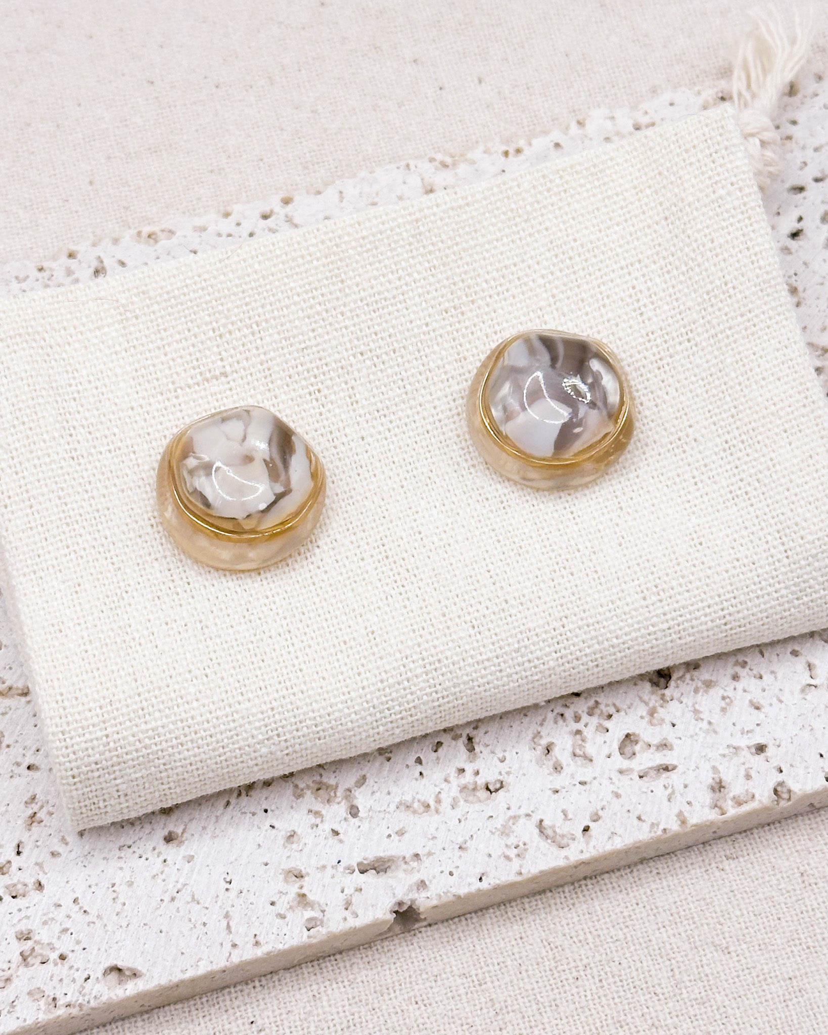LISA Brown EARRINGS Studs