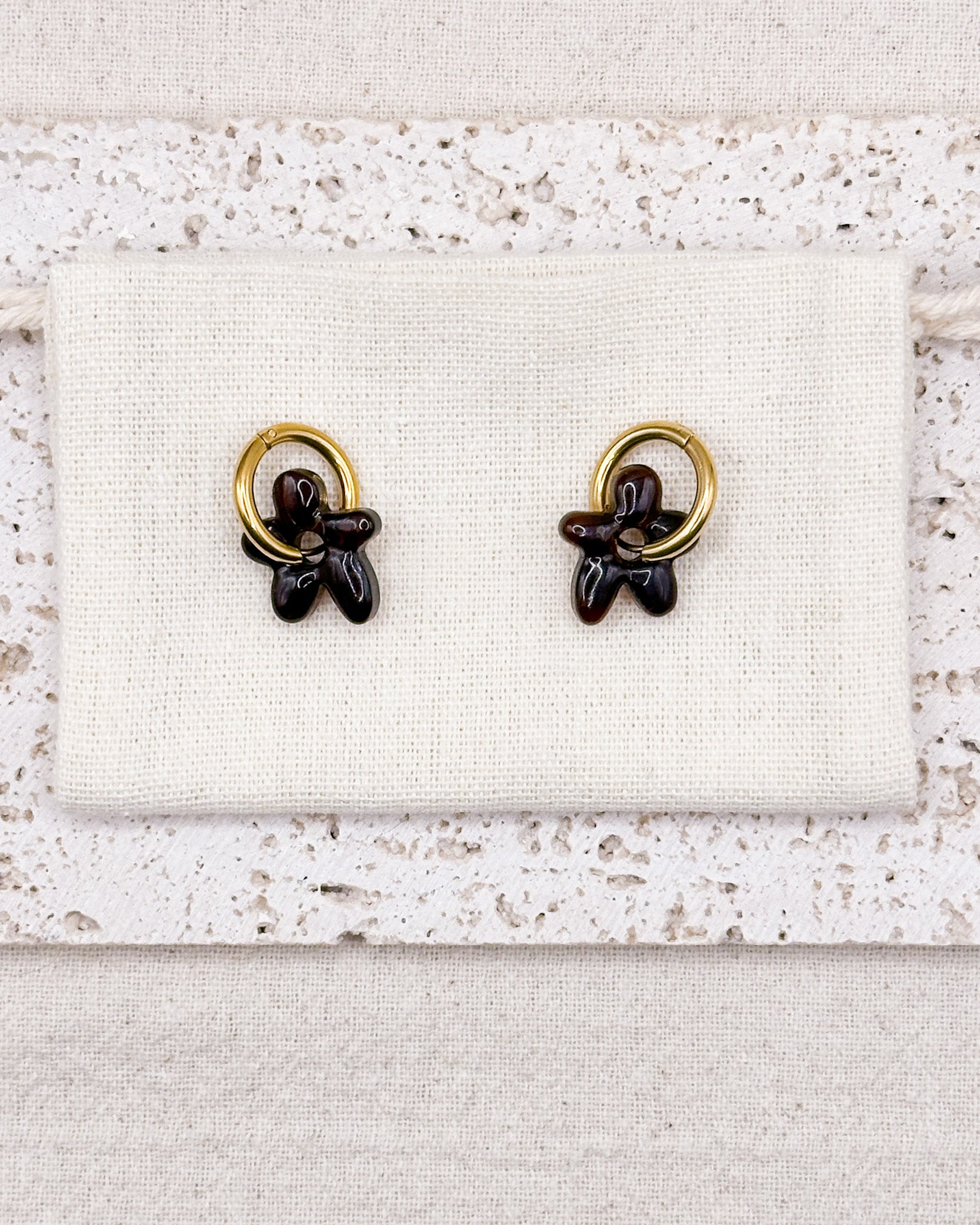 LILIA BROWN Earrings Huggies