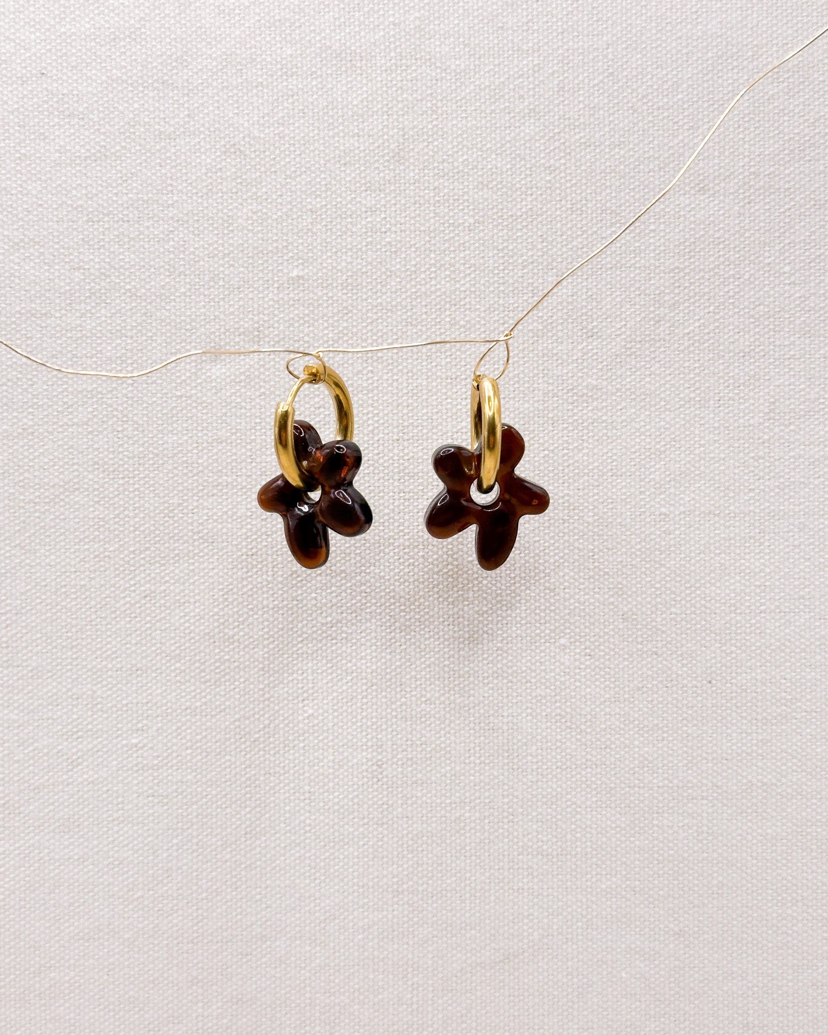 LILIA BROWN Earrings Huggies