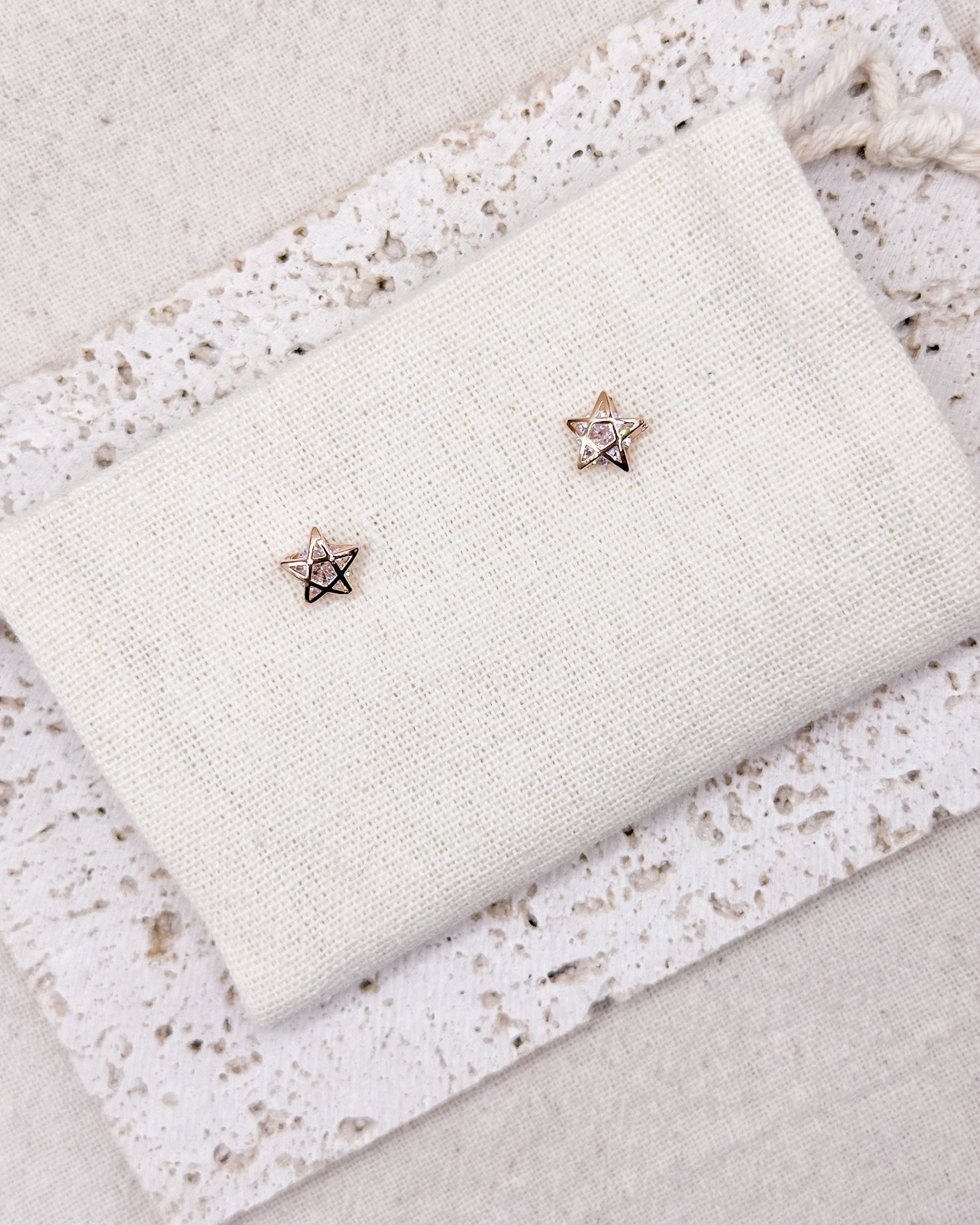 Stella Star Earrings Studs