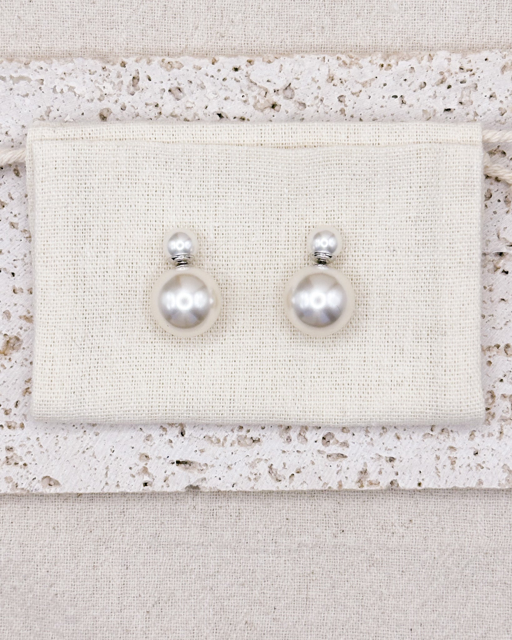 Ora White Earrings Studs
