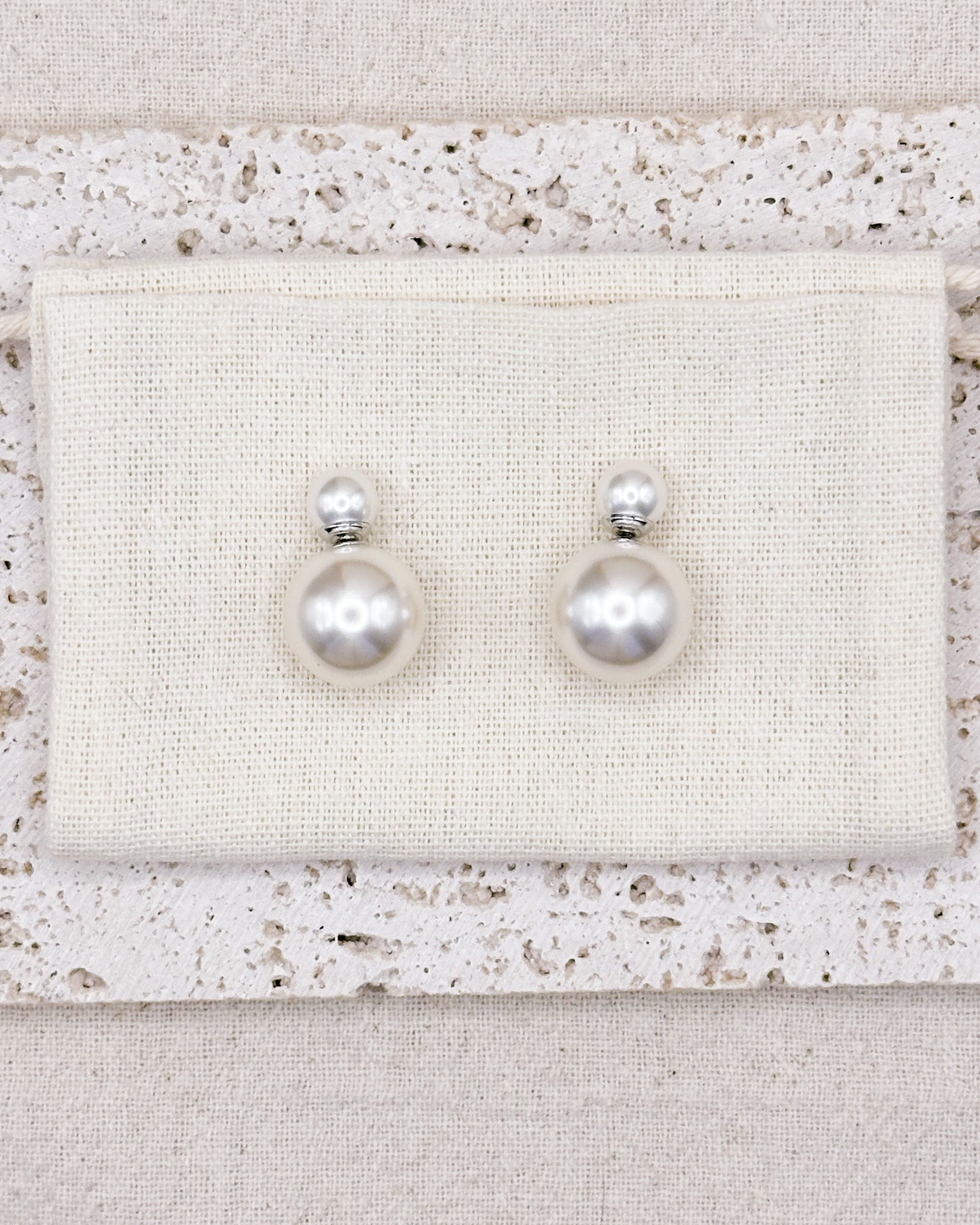 Ora White Earrings Studs