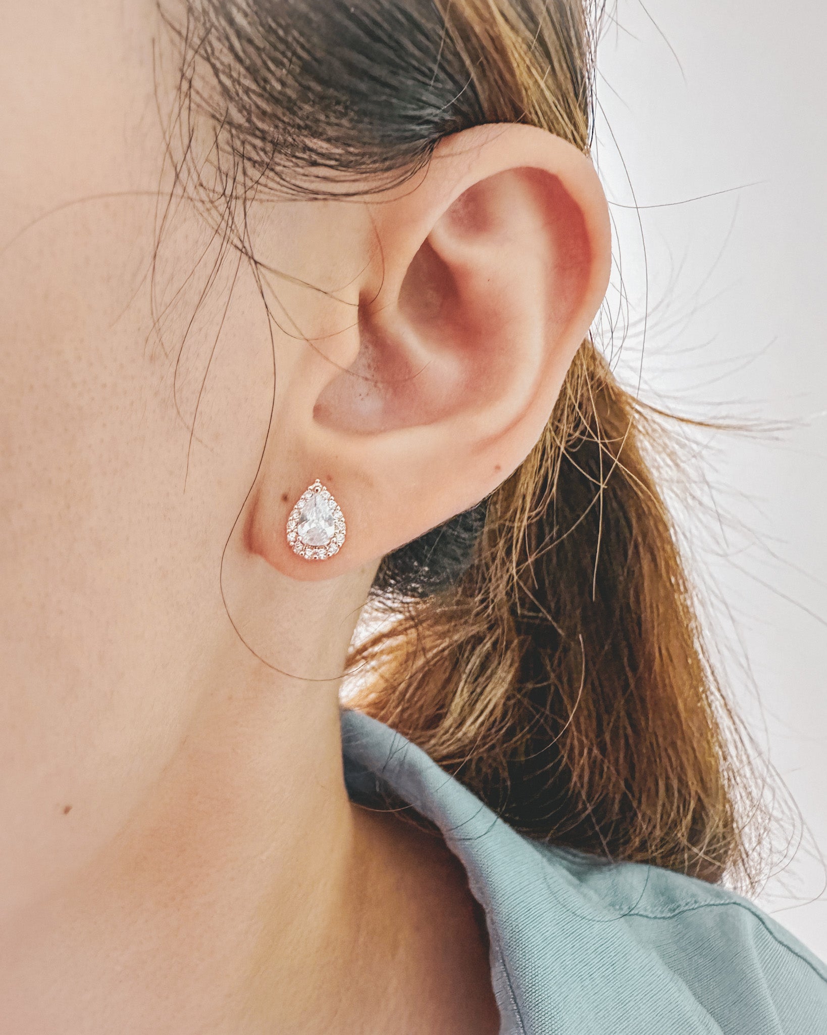 RAIN Rose gold Earrings Studs